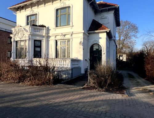 Große 3 Zimmerwohnung in Jugendstilvilla im Herzen von Tostedt