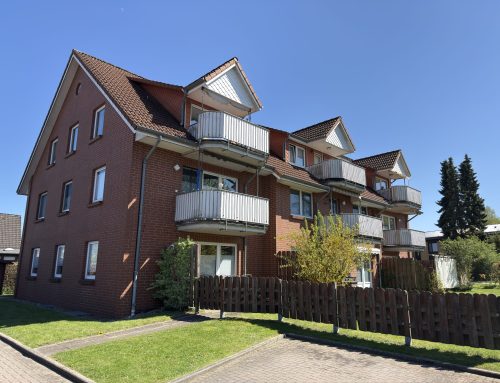 Moderne 3 Zimmerwohnung mit Balkon und Carportstellplatz